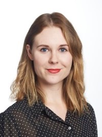 Kuvassa Johanna Marttila, joka on blogin toinen kirjoittaja ja toimii Säteilyturvakeskussa projektikoordinaattorina.